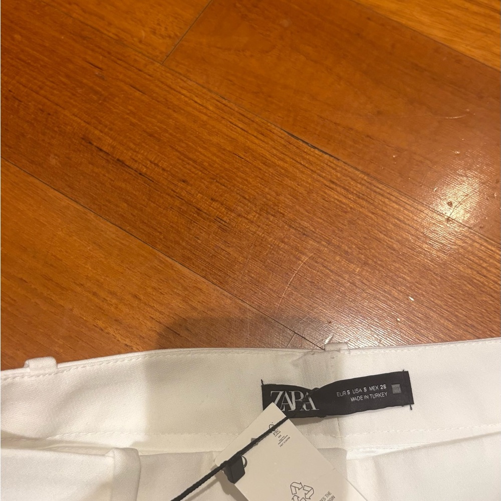 Zara - Picture 4 of 6